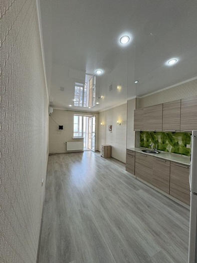 Купить --комнатную квартиру