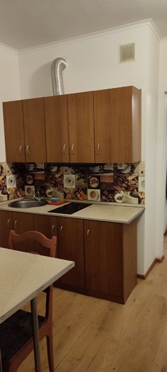 Купить --комнатную квартиру