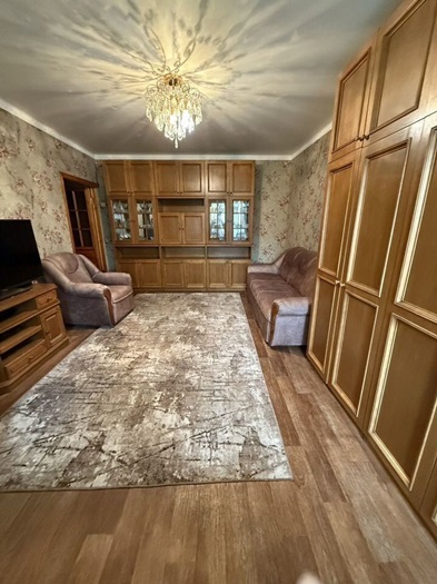 Купить 4-комнатную квартиру