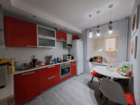 Купить 3-комнатную квартиру