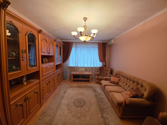 Купить 3-комнатную квартиру